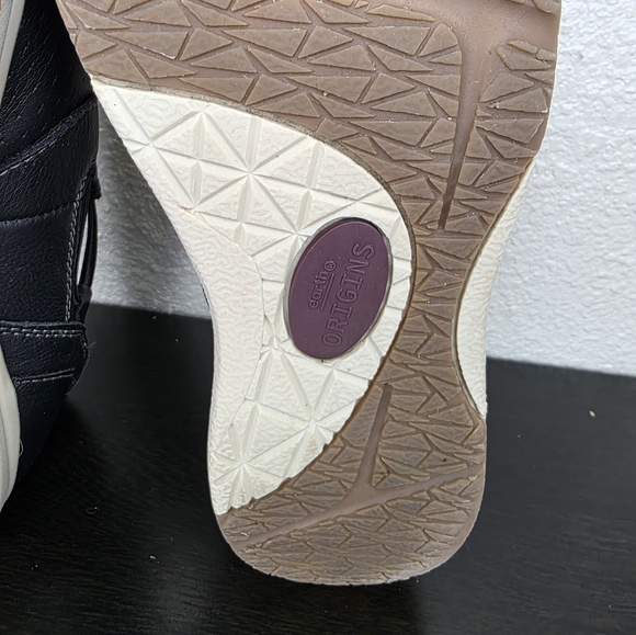 Earth Origins Elizabeth Wide Shoes Women Color Black Leather Slip On Size 6 - Picture 12 of 12